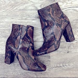 Steve Madden Pixie Bootie - Brown Snake